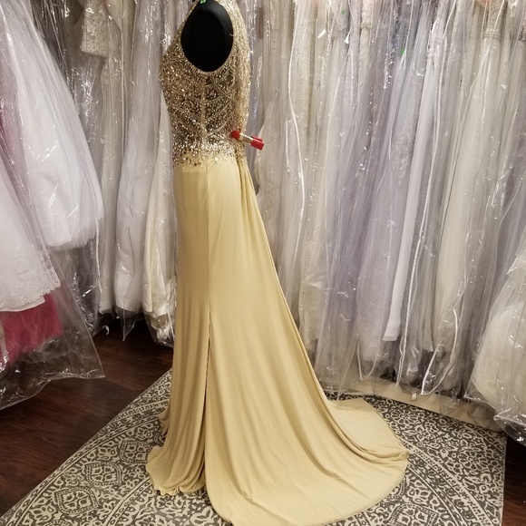 SOLD Light Gold Jersey Gown - Picture 3 of 7